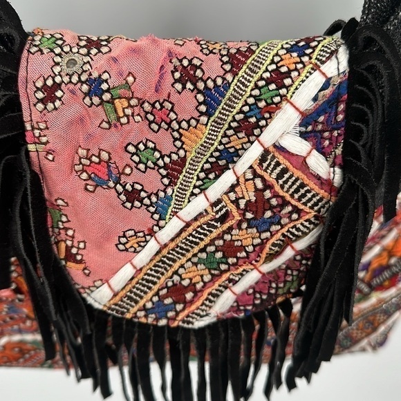 Airavat Trading Company Multicolor Embroidered Crossbody Purse - Picture 5 of 14